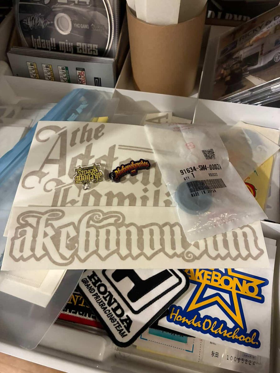 HideyukiC's tweet photo. Thanks my Boss😎👍
オデッセイ用decal&amp;Accessory🇺🇸

#仙台市若林区
#akebonoUSDM
#akebonohomies
#AddamsFamilia
#USHONDAGENUINEparts
#OLDSKOOLHONDA
#90sHONDA
#RA1
#RA3
#HONDAODYSSEY
#ODYSSEY https://t.co/dm3Nm6BTn0
