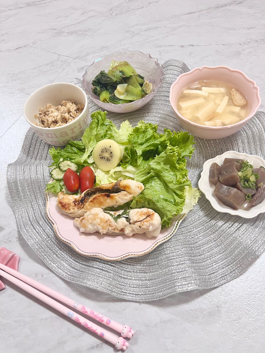 colachandayo's tweet photo. ⁡ささみの大葉と梅肉はさみ焼き🎀🤍

#自炊  #自炊記録  #おうちごはん https://t.co/q1TbCmV1DI