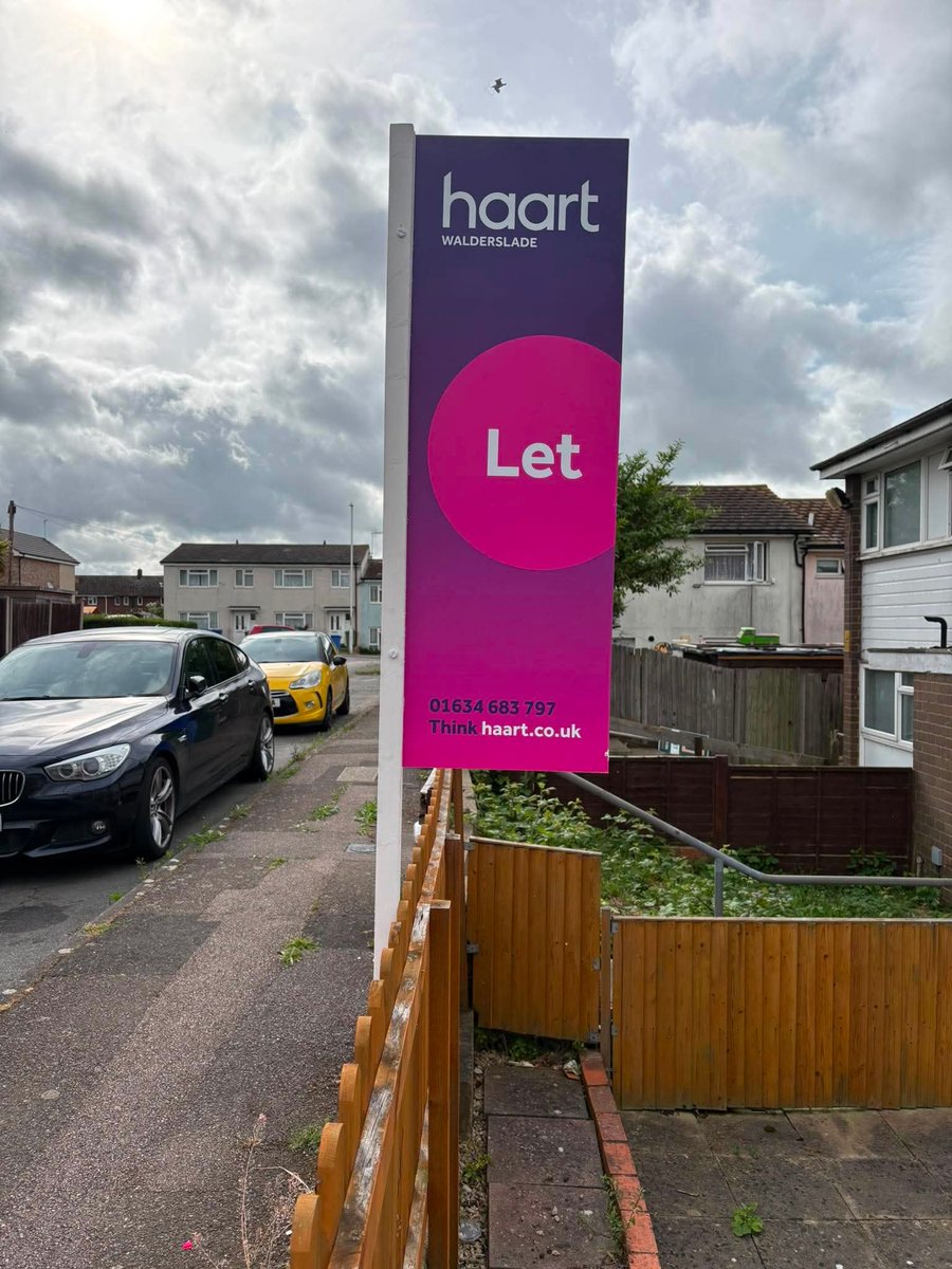 LeeJAllen's tweet photo. @haart_uk you dumb twats.  This is a private property, suggest you move this within the hour https://t.co/QJ05unn8Pn
