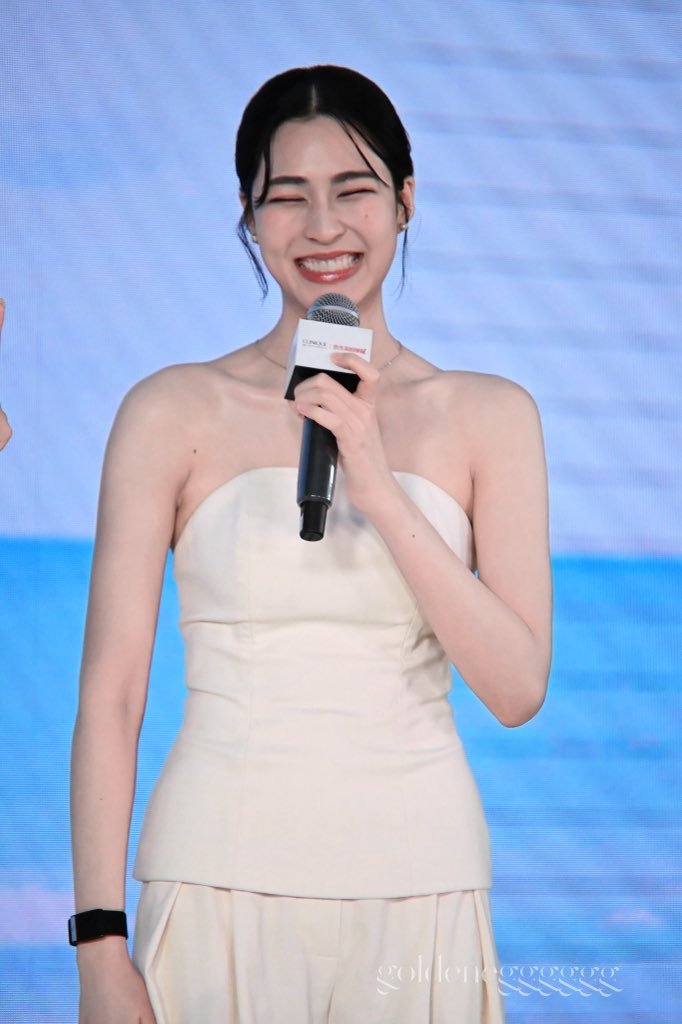 LingOrm_BaseHouse ไตรชน์ฐากูร 💍 tweet media
