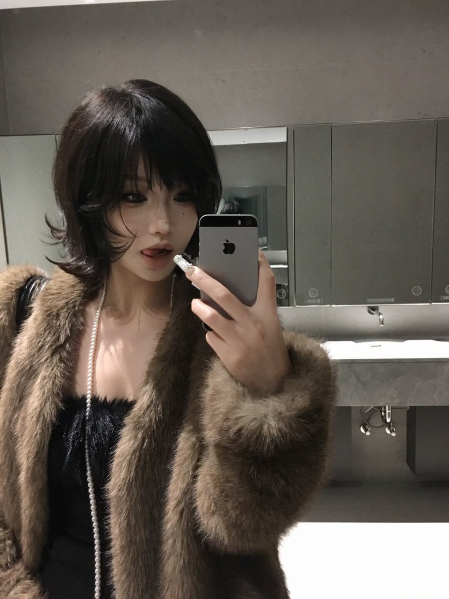 美女の暮らし tweet media