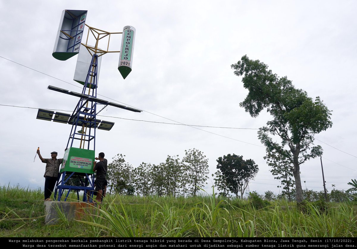 TrendAsia_Org's tweet photo. Seperti disampaikan Juru Kampanye Energi Fosil Trend Asia, Novita Indri, ketergantungan ini perlu dievaluasi serius, bukan malah dilanjutkan dengan memperpanjang umur batubara lewat solusi semu seperti gas.

Indonesia perlu beralih dari sistem listrik lama berbasis pembangkit besar dan jaringan panjang menuju energi terbarukan berbasis komunitas agar lebih tangguh dan adil.