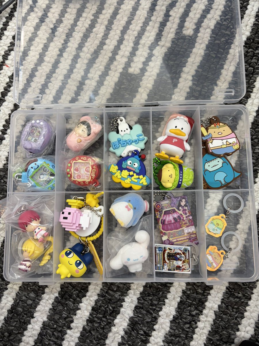 mso3n's tweet photo. 【交換】 ガチャガチャ めじるしアクセサリー

譲）画像1枚目

求）めじるしアクセサリー なんでも
      （古本屋、ちいかわ、サンリオ特に求めてます）

郵送での交換 https://t.co/G0XtuE6vF3