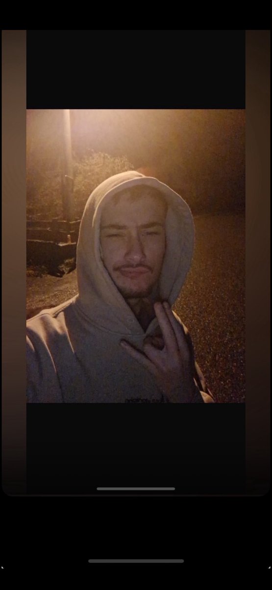 rylowinner's tweet photo. @NoBrainAberAim @AmyFNLeaks @Qwsyfnr @Vylixx1 @Focyz74 Ja meine ich ernst https://t.co/NO3FYsNwvd