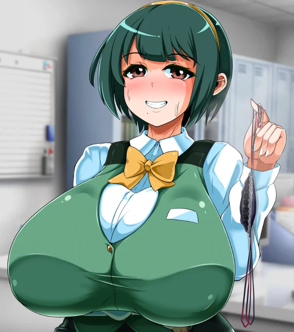 恐怖!脱ぎたてパンティ見せつけノーブラ雌顔アイドル事務所事務員
