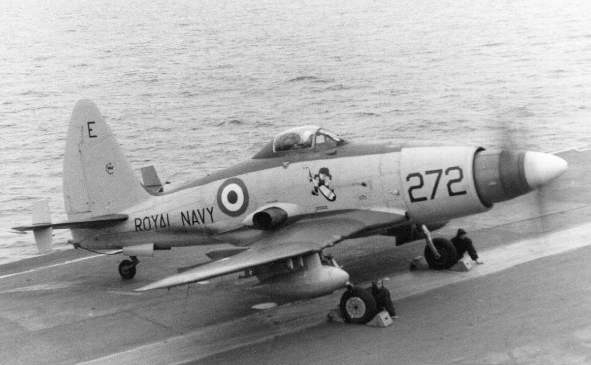 CcibChris's tweet photo. Westland Wyvern. British carrier-based multi-role strike aircraft built by Westland Aircraft served 1950s, seeing service in 1956 Suez Crisis. Wyverns were powered by turboprop engine driving large distinctive contra-rotating propellers, and could carry aerial torpedoes. https://t.co/alXdzFXb3N