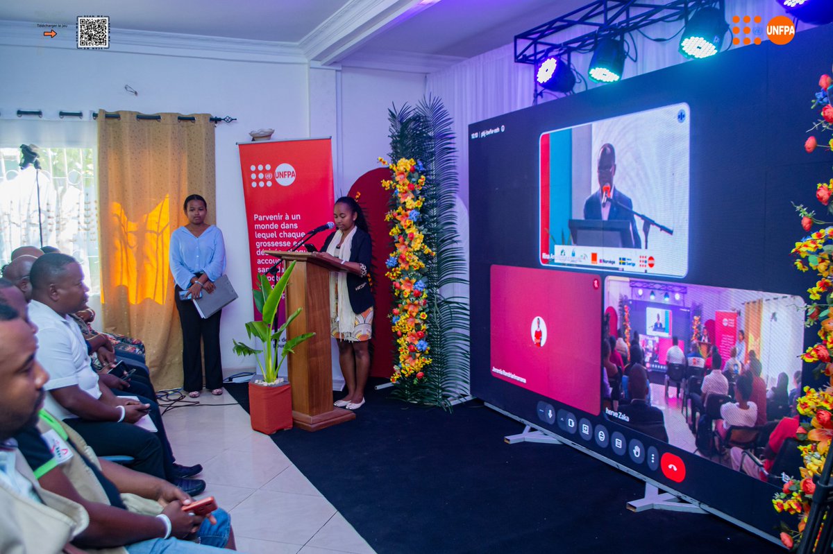UNFPAMadagascar's tweet photo. 📱What if #ReproHealth became a game-changing adventure ?

🚀 #YouthSafari is here ! Designed by young ppl, for youth, this mobile game makes sexual &amp; ReproHealth information fun &amp; interactive.

📍Officially launched in Tana &amp; Toliara 🇲🇬 through @UNFPA #InnovationRooms. https://t.co/kqoVx0xmM2