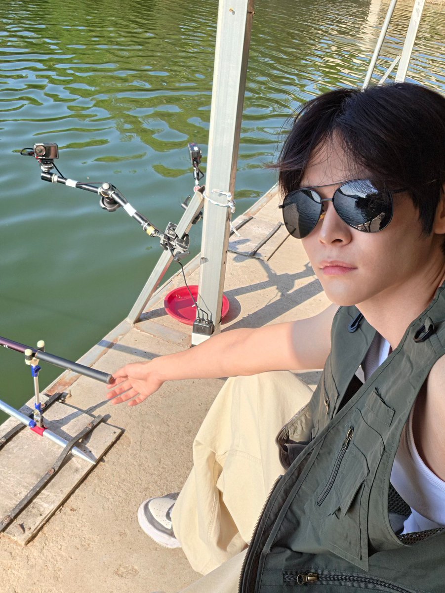 Eunseok Philippines tweet media