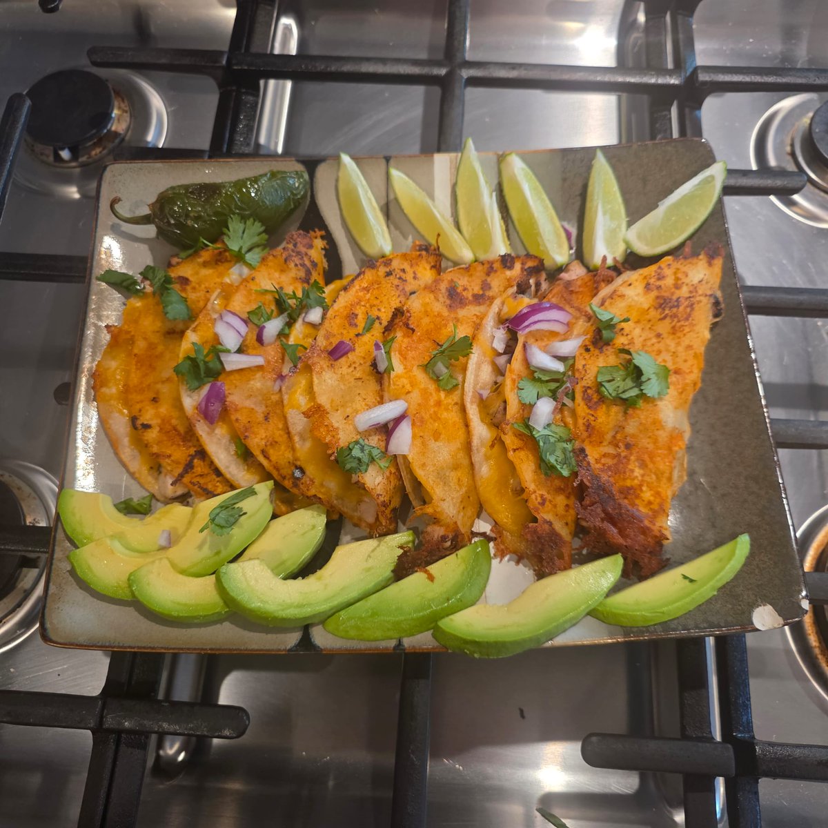 CyberBeavis's tweet photo. Grilled chicken @FireHatchRubs Werk the Jerk and Chicken Banger tacos, hami melon salad with feta, mint, and lime/hot honey dressing. 🔥🔥🔥