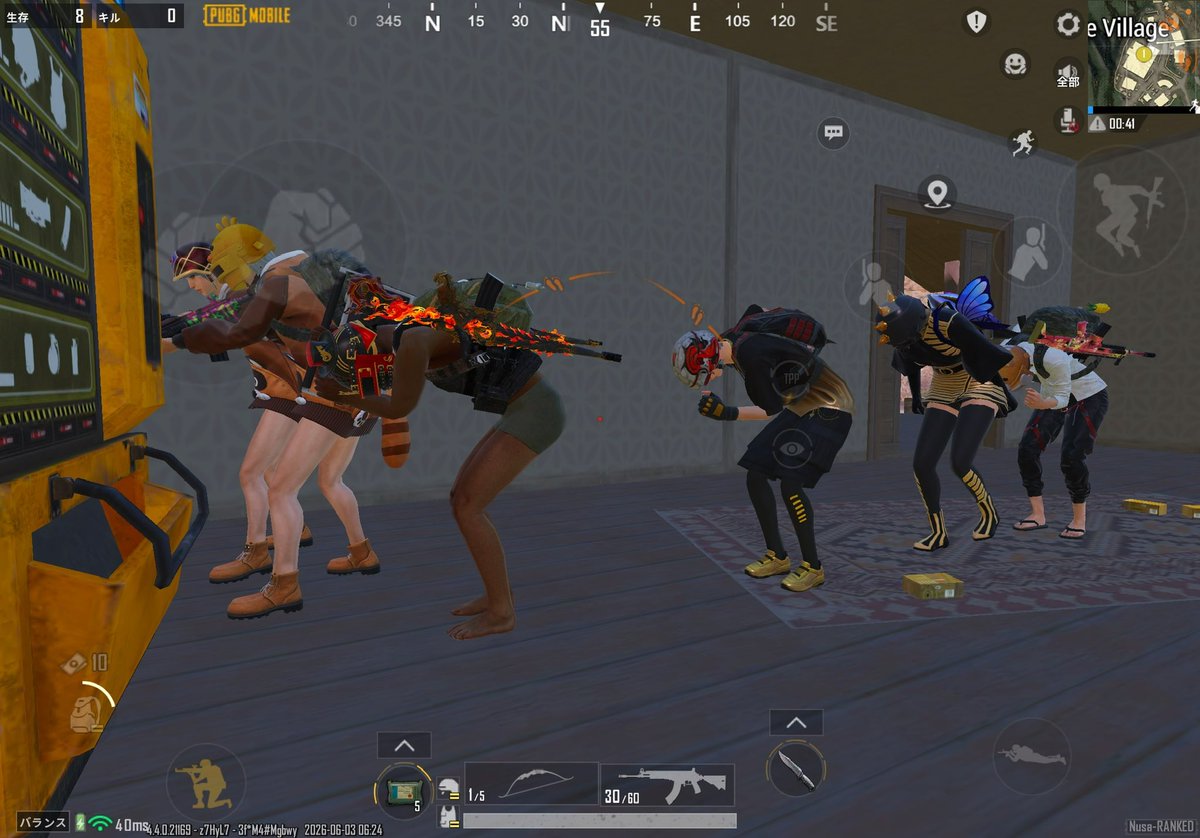 Rinbowta's tweet photo. 起床→朝食→朝活っていうこのルーティン、とても健康的かもしれないw

今日もPUBGクラフトルームお邪魔して、ゾンビーズとかくれんぼ😆
そして困っている人間に、陽気なパーティーゾンビがショップマネーを届けるという珍場面に遭遇しましたwww

いつも楽しくていい人ばっかり！感謝🩷 https://t.co/WPush1j1Ez