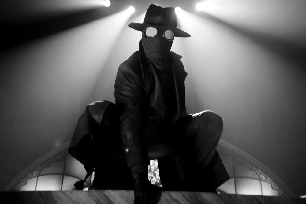 firebringerAxel's tweet photo. Spider Noir
I enjoyed myself from start to finish. The show really plays up the campy writing &amp; noir atmosphere perfectly. The black &amp; white airing does a lot to make it feel immersive as well. Nicholas Cage is in peak form here hamming up every line &amp; movement to really sell it. https://t.co/1iNEXXDy5p