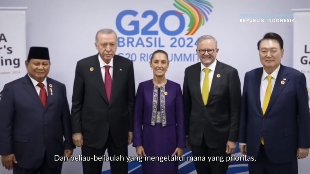 subardi_hari's tweet photo. Ruang kritik &amp; masukan selalu terbuka.Tetapi jgn mengaburkan fakta mereka sdang bekerja &amp; tengah berjuang membwa kepentingan bangsa

@YandriSusanto
@ARizaPatria
@KemensetnegRI

#KementerianDesaPDT
#BangunDesaBangunIndonesia
#BPSDMKementerianDesaPDT
#TPPDampingiDesaUntukIndonesia https://t.co/Zs7avYNQut