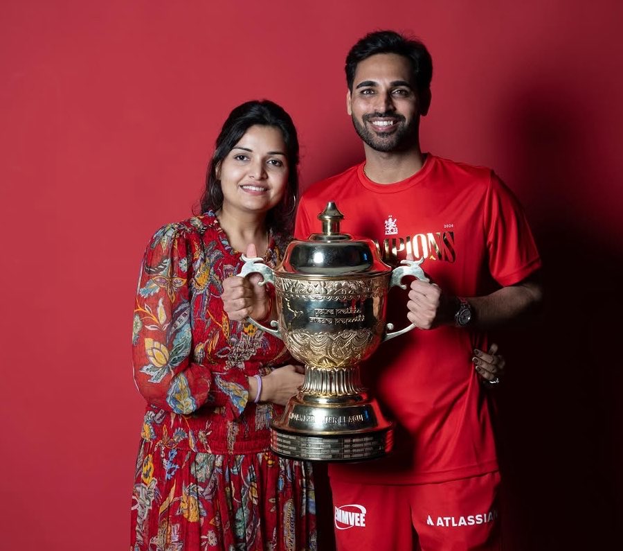 Veergurjarsena1's tweet photo. Bhuvi ❤️

Bhuvneshwar Kumar
तुमने इस Indian Premier League में Royal Challengers Bengaluru के लिए जो जादू दिखाया, वो सच में कमाल का था! 🔥

हर गेंद पर अनुभव, सटीक लाइन-लेंथ और वो घातक यॉर्कर… दिल जीत लिया भाई! 👏🏻
पूरी सीजन तुमने जो इम्पैक्ट क्रिएट किया, वो हमेशा याद रहेगा।

परिवार, गुर्जर समाज और देश का नाम ऐसे ही रोशन करते रहो 🇮🇳
अब जल्द से जल्द India टीम में वापसी करो, हम सब बेसब्री से इंतजार कर रहे हैं!
@BhuviOfficial