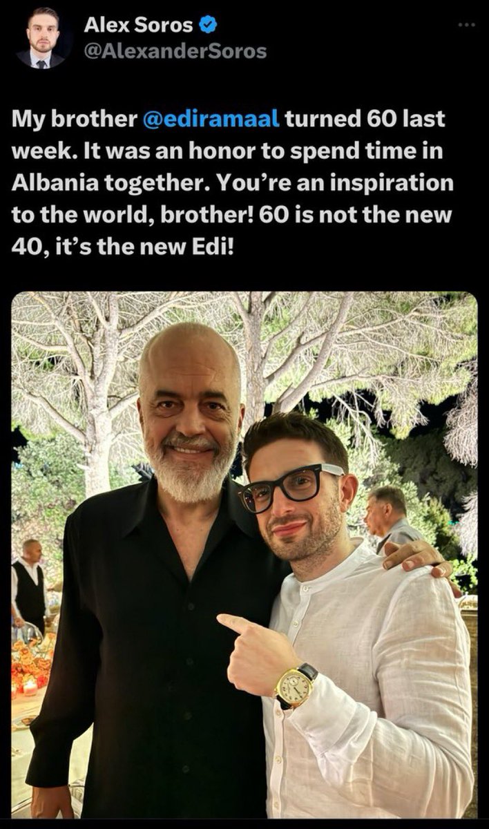 henri_fjord's tweet photo. It’s so funny how people think there are different sides… https://t.co/8VA4ZaiMpZ