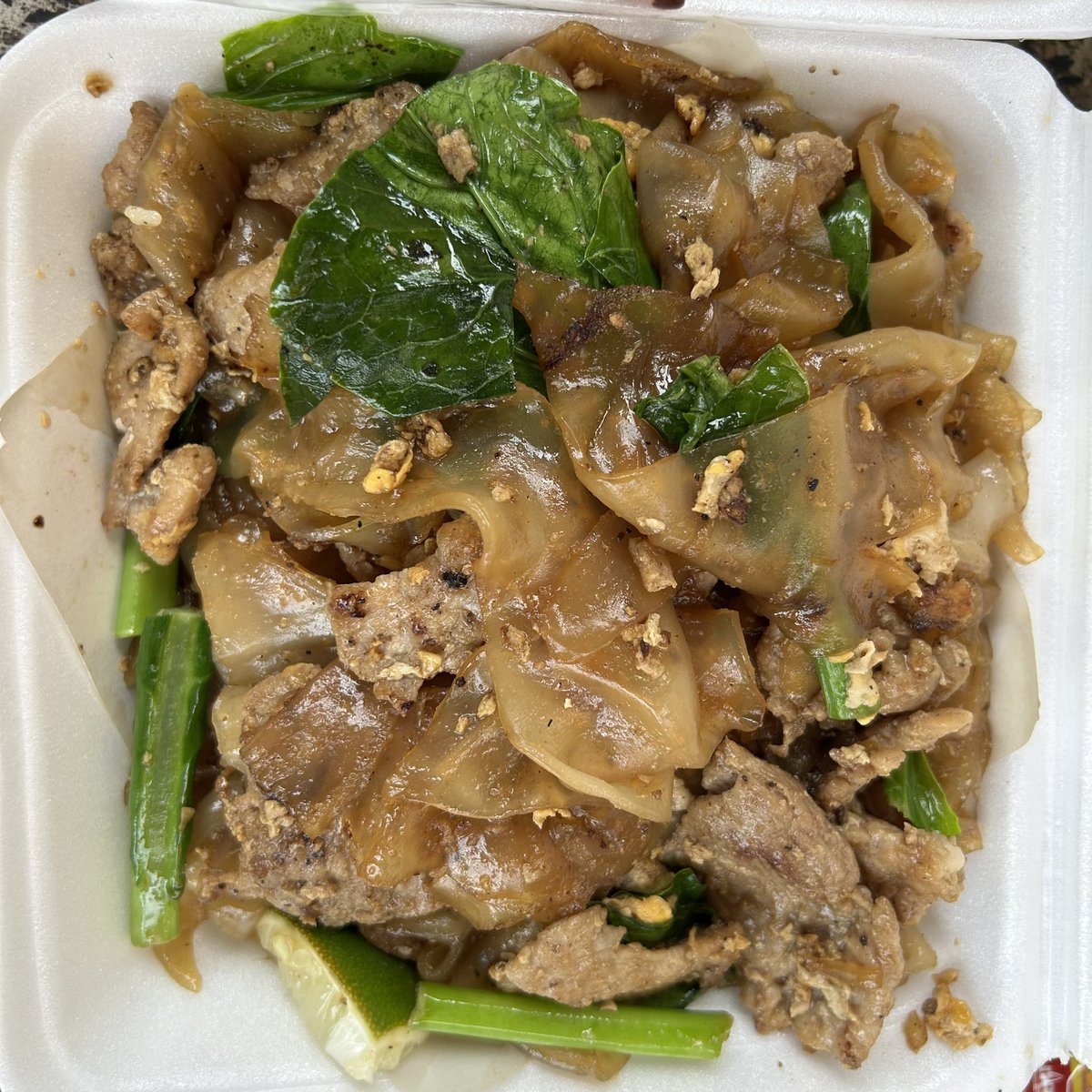 ComesLifeK's tweet photo. เหี้ย โคตรเยอะ https://t.co/OIQghCzOhs