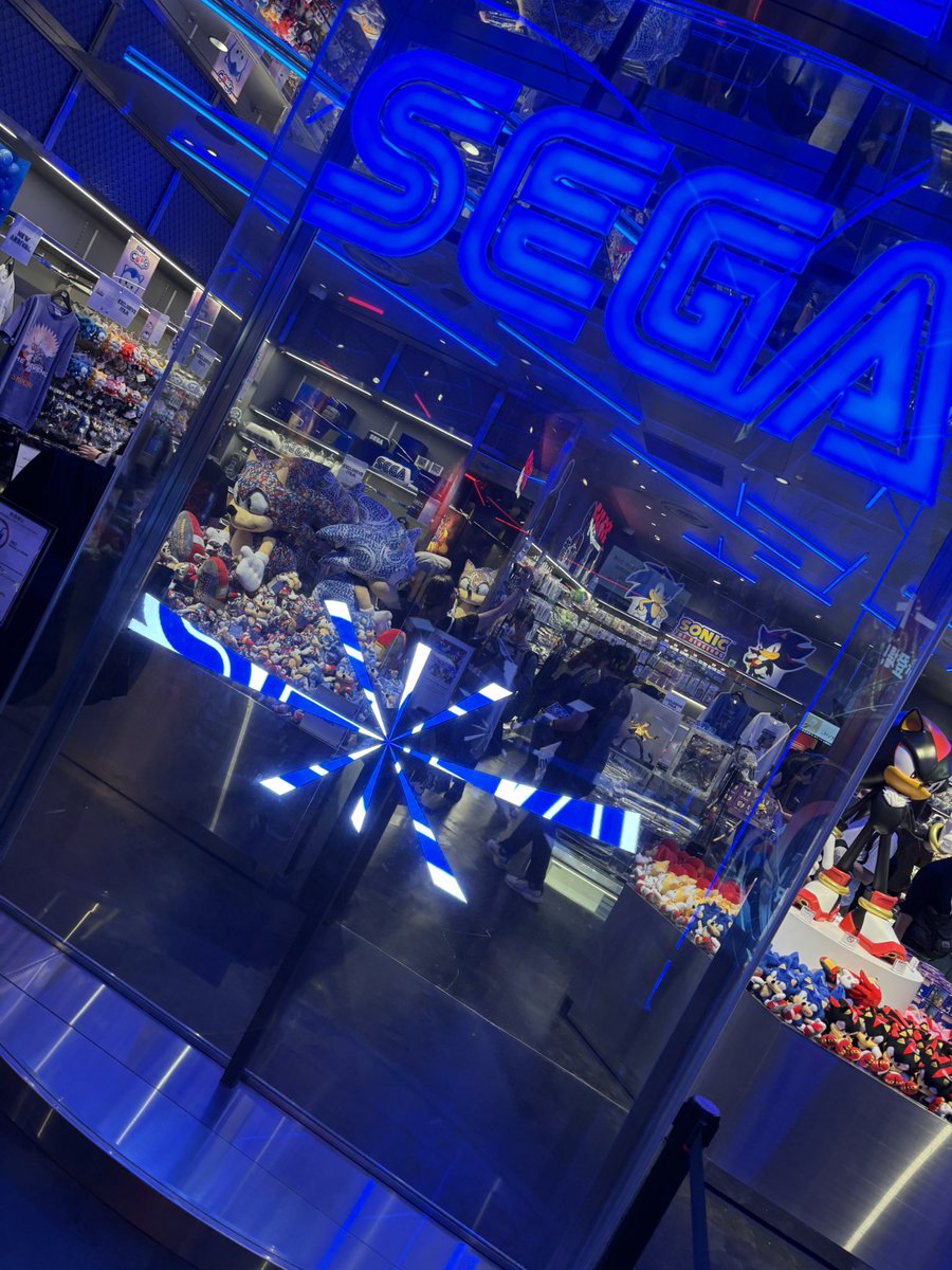 manugasu's tweet photo. 66周年おめでとうございます🎉✨
数々のSEGA作品に参加させていただき感無量です！！
今年はぷよぷよ35周年、サクラ大戦30周年等関われた作品の周年も多くて嬉しい限りです！
1ユーザーとしてこれからも面白いゲームを期待しております！！

#SEGAbday  #セガの誕生日 https://t.co/14dHJgxwCF