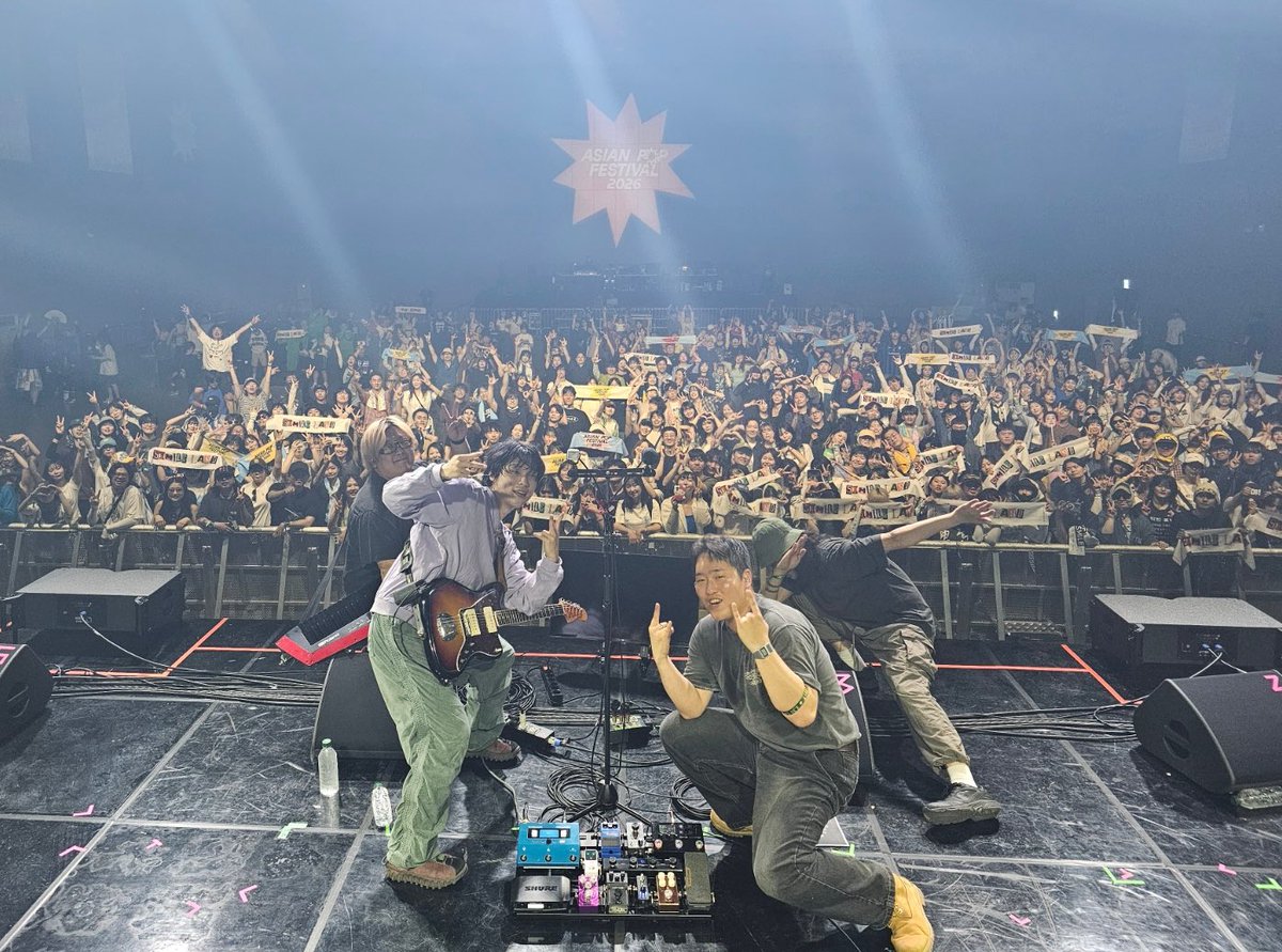 Small_o's tweet photo. 아팝페 https://t.co/YRbL0SWUos