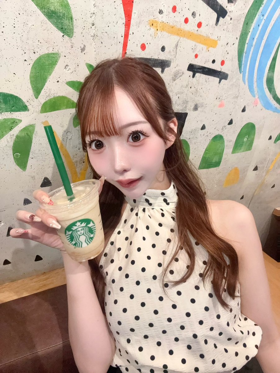 みお tweet media