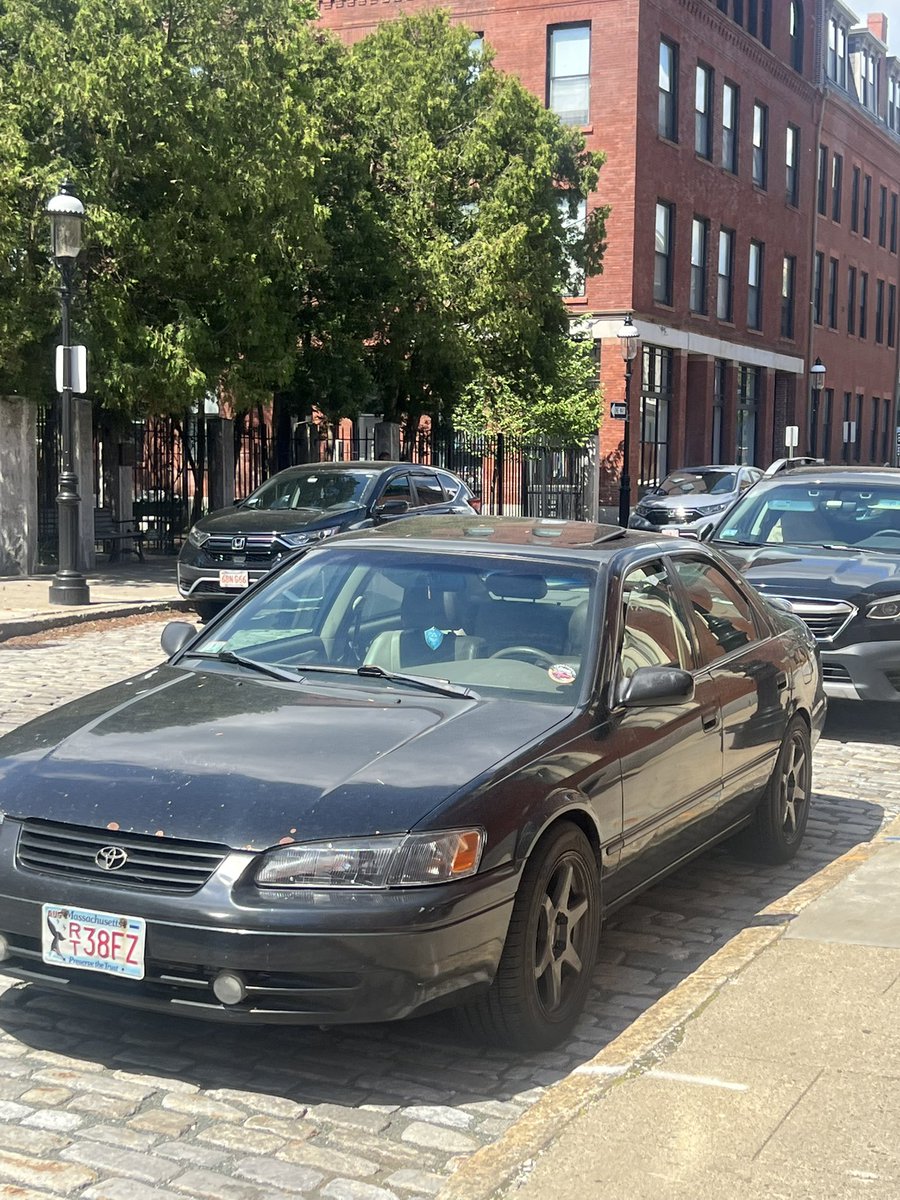 _dandera's tweet photo. A Camry and two javelins go to a car show https://t.co/wISWTXy2U8