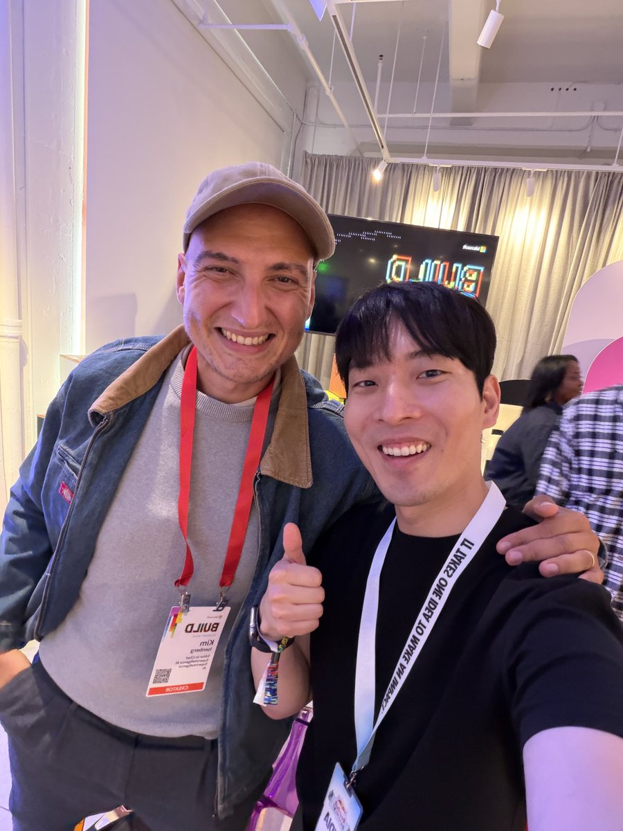 youtubejocoding's tweet photo. @kimmonismus @satyanadella Congratulations🎉 Great connecting with you at Build. https://t.co/R1bGXbP4ny