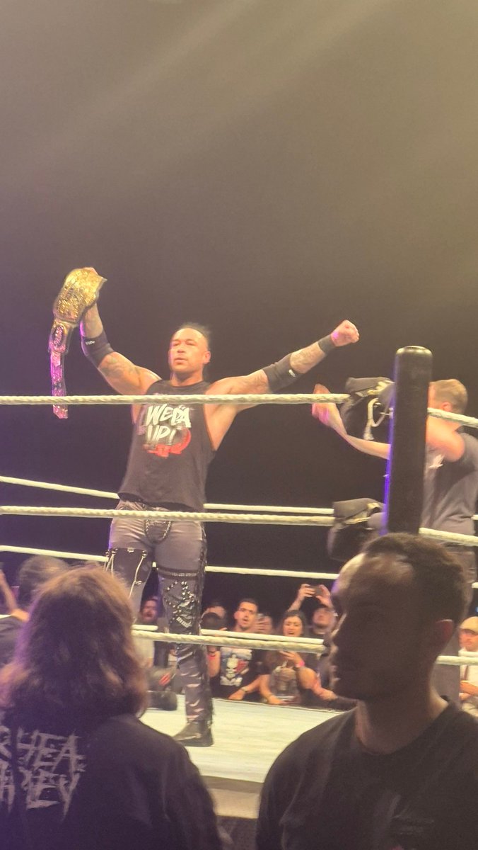 adelina_ppn's tweet photo. First time ever going to a WWE show.
Was screaming so loud, especially when @RheaRipley_WWE came in.
I have the video, but won't post it for the sake of everyone's ears 😂
Can't wait to go back for RAW next monday!!!
#wweliveevent #wwestrasbourg #wwe https://t.co/3AsICuQRrn