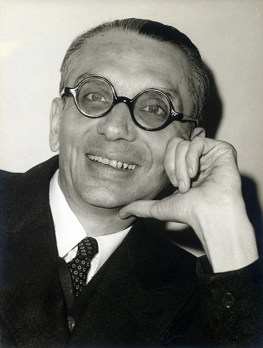ProfCarlSagan's tweet photo. The more I think about language, the more it amazes me that people ever understand each other at all.

- Kurt Gödel https://t.co/3CjNLYrCip