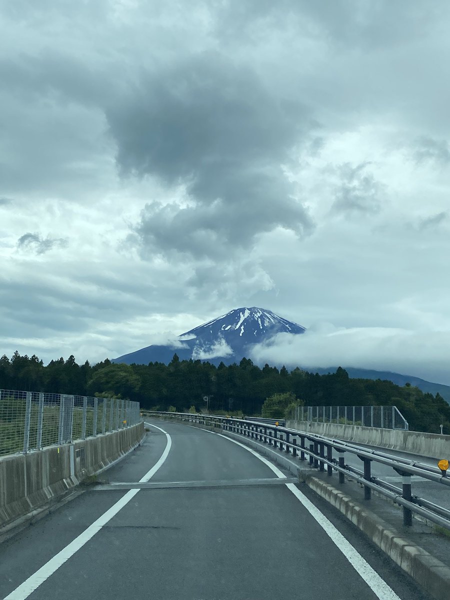AUTOVISION2000's tweet photo. 今の富士山！ https://t.co/vIR0fdgaQj