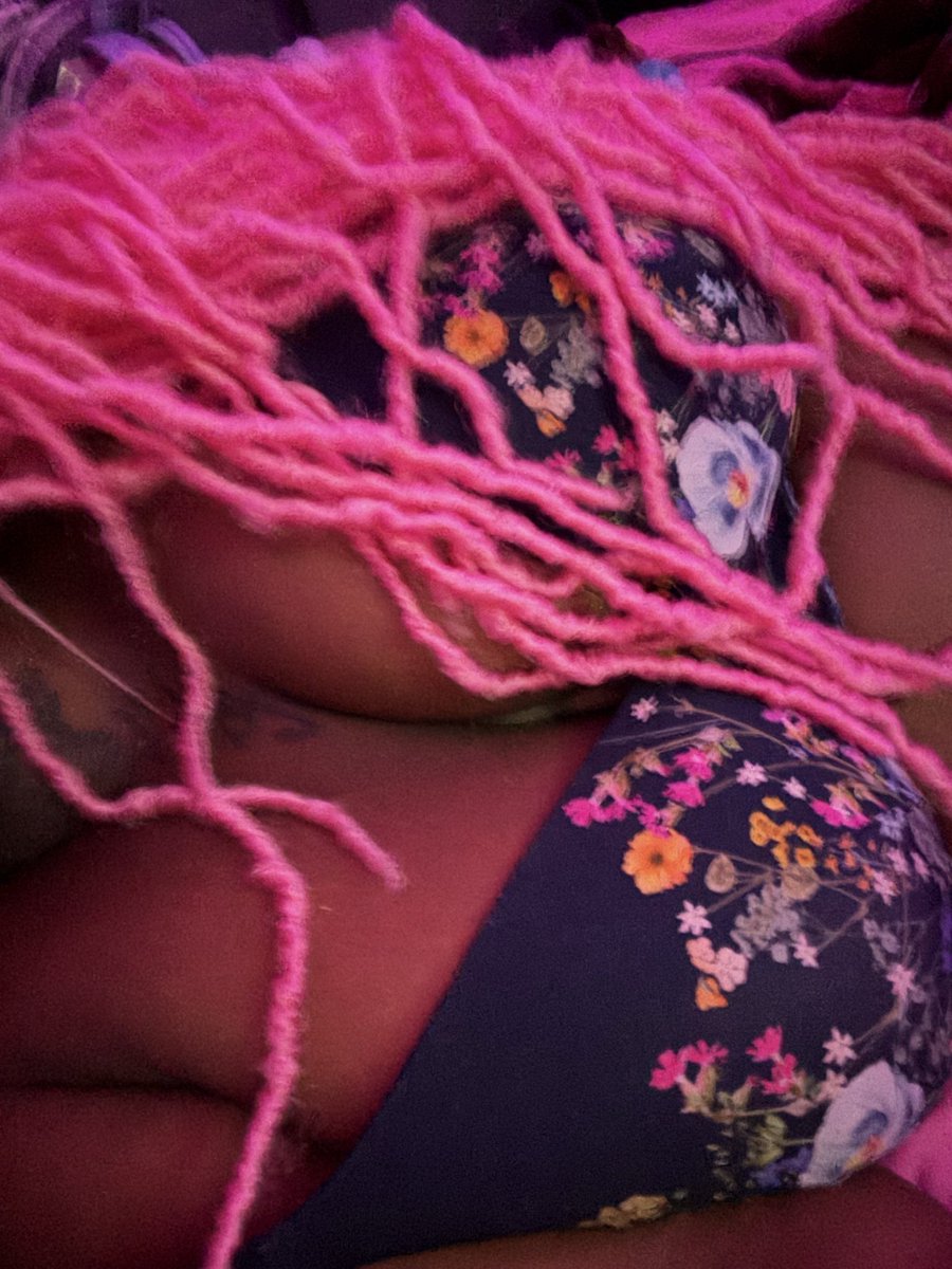 Polyisme's tweet photo. Where my subs @ ? 👀 https://t.co/oPH4xtOQqp