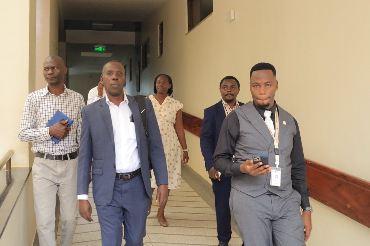 DenisBwanika's tweet photo. Earlier this week @NsambyaHospital I hosted a team fromJCRC as we explored partnership opportunities. They also toured the Mother Kevin Private Wing where comfort, privacy and quality healthcare meet. If you are  looking for a premium care experience, this Wing is worth a visit. https://t.co/WKkvcesoET