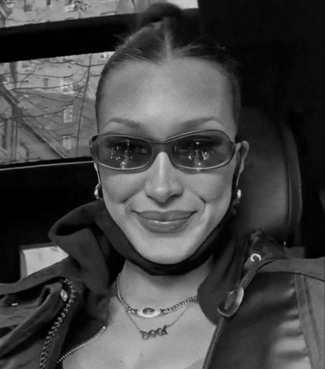 𝖠𝗎𝗋𝖺; ❀. tweet media