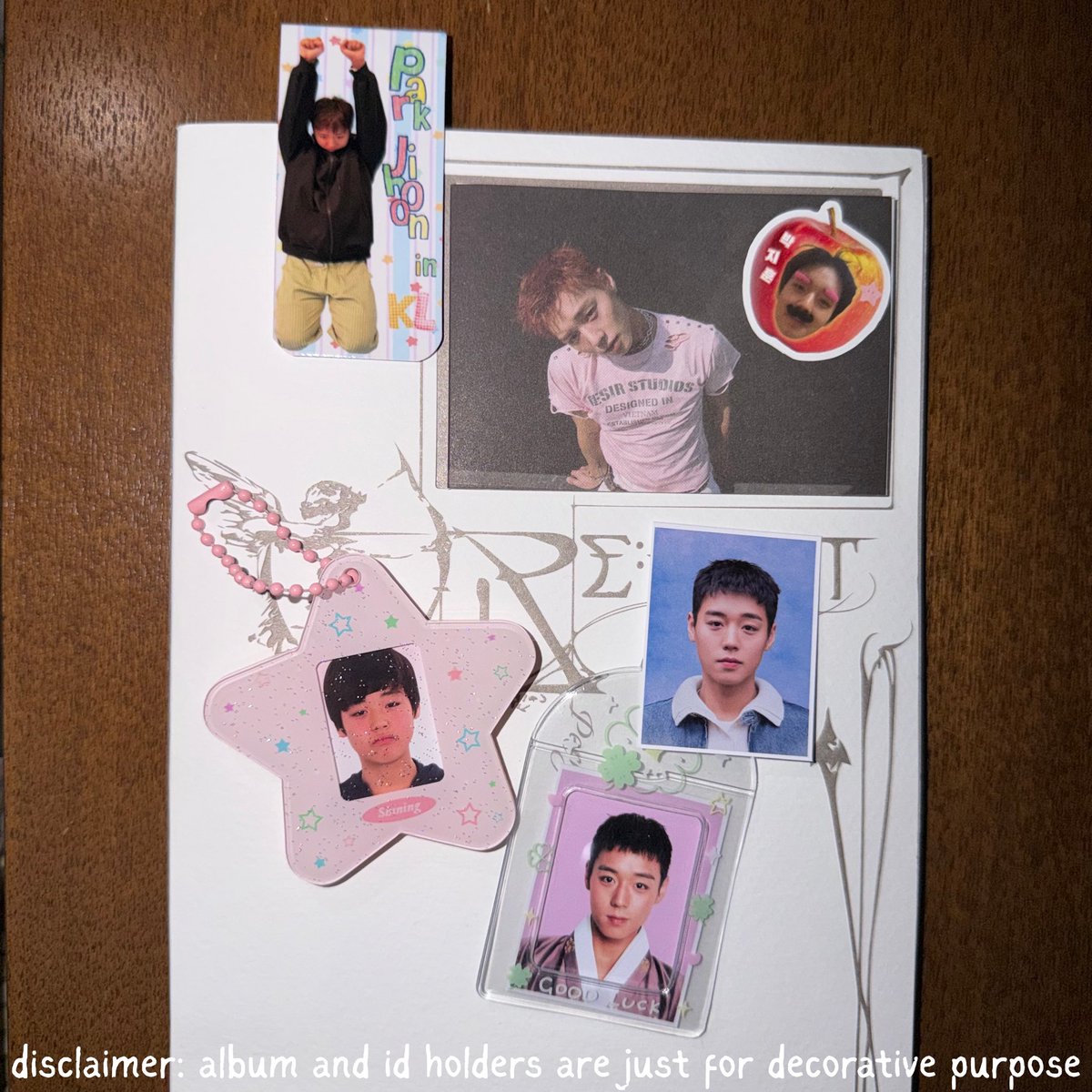 farahsaturday's tweet photo. #PARKJIHOONinKL  𝗳𝗿𝗲𝗲𝗯𝗶𝗲𝘀 ݁ ˖Ი𐑼⋆

Hi, MAYs, come and say hi for some freebies this Saturday!

✨ Freebies include: • Bookmark • Sticker • Photo IDs

📍 KLCC Plenary Hall
⏰ TBA
🦌 DM for trade! 
#PARKJIHOON #박지훈 #PARKJIHOONinKL #MAY #ParkJihoon https://t.co/bAvDeMmN4g