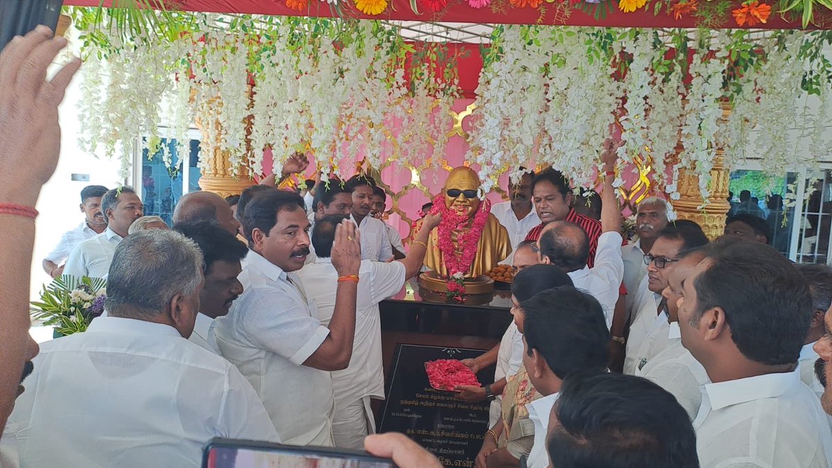 salemsugi500's tweet photo. #Kalaignar103 #KalaignarForever https://t.co/hwnSvWQKuu