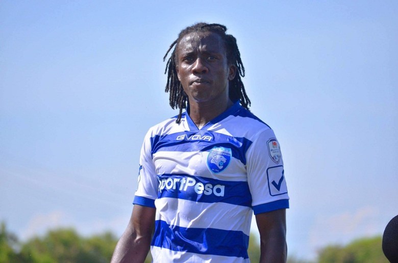 SpiceFMHoima's tweet photo. Birthday Bells🎂🔔 

Allan Kateregga is a Ugandan professional footballer who plays as an attacking midfielder or left winger for the Rwandan club Police FC. Popularly known by his nickname "Dancing Rasta" 
Join us wish him a Happy to him!🥳🎉🎂
#TheMorningDelight
#BirthdayBells https://t.co/9gOg23igTG