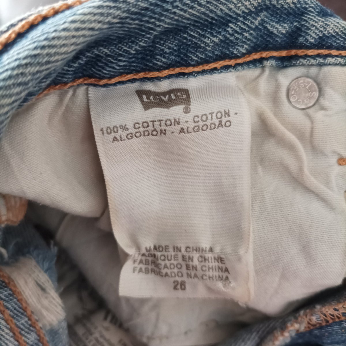 _morees117's tweet photo. celana levis 20k ready oren bisa cod https://t.co/eEhOM8Q9jS