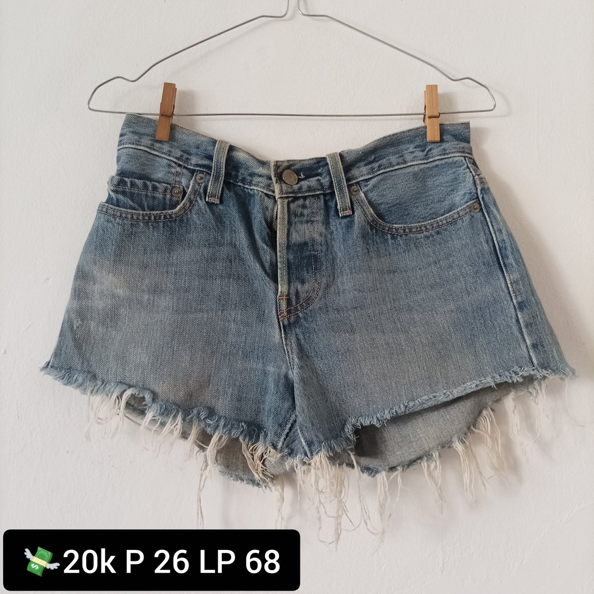 _morees117's tweet photo. celana levis 20k ready oren bisa cod https://t.co/eEhOM8Q9jS