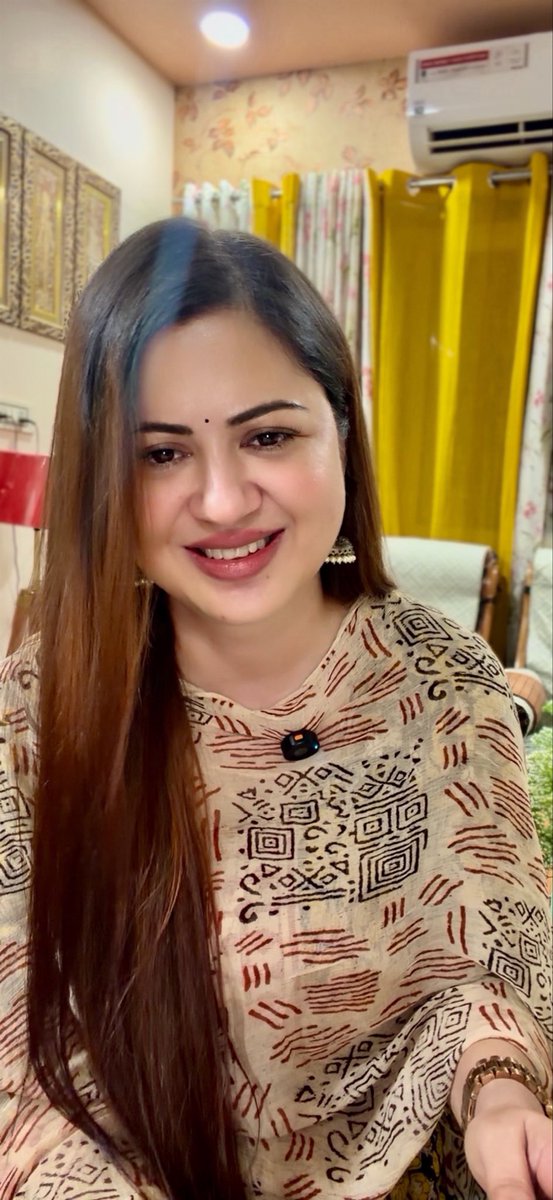 Dravantika0112's tweet photo. संघर्ष करना मेरे लिए कोई नई बात नहीं 
मैं किसी भी मोड़ से नई शुरुआत कर सकती हूँ https://t.co/TGJVci6DM3