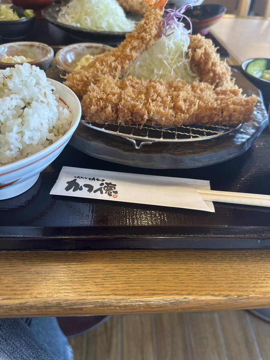 とち tweet media