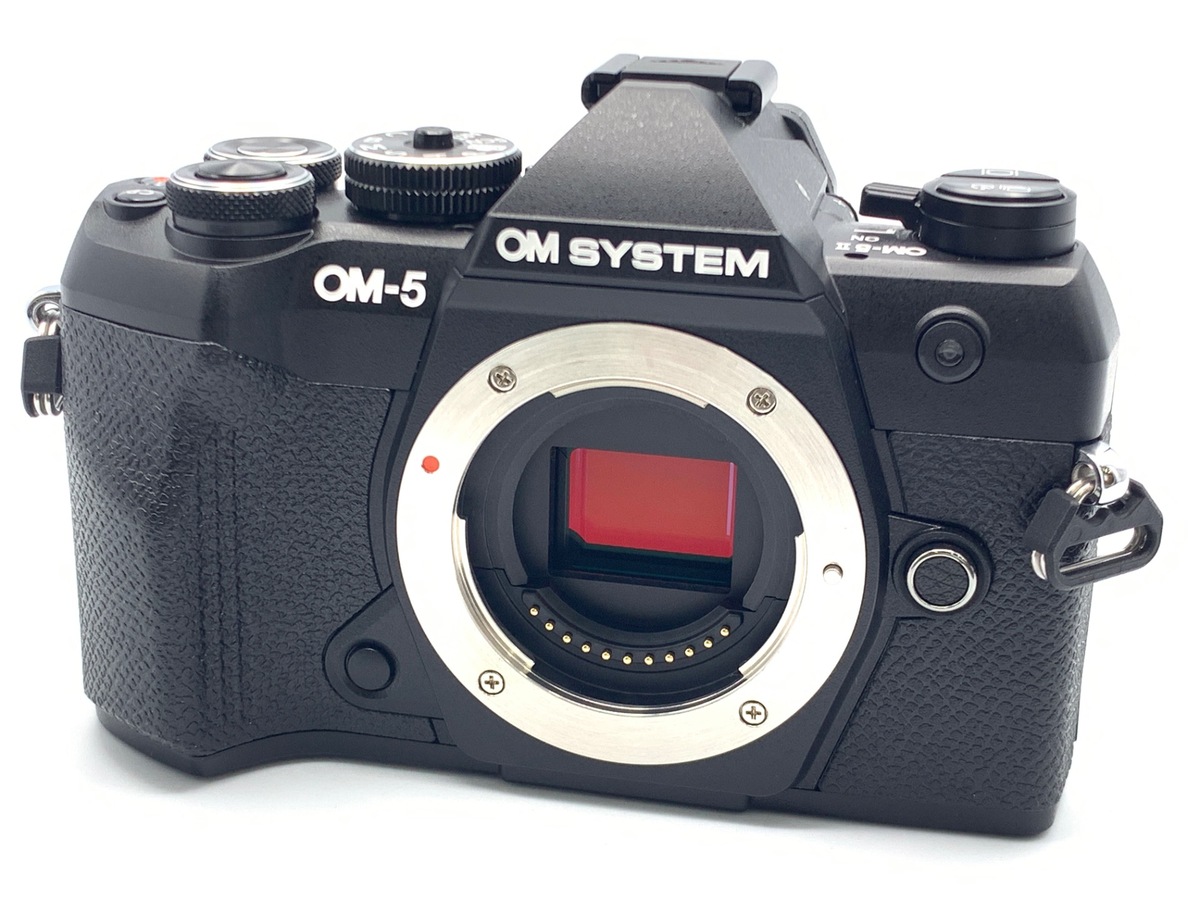 camera_kitamura's tweet photo. ＼本日のピックアップ3選!／
【中古】OM SYSTEM OM-5 Mark II ボディ

美品❗　
￣￣￣
ボディー内5軸手ぶれ補正機構を搭載し、三脚を使わず手軽に素早く撮影するシーンにもおすすめ✨
防塵・防滴を備えた小型軽量ミラーレス🎶

▼詳細はこちら▼
https://t.co/XchIOklgAv
#カメラのキタムラ #OMSYSTEM https://t.co/RrRB9PyWZL
