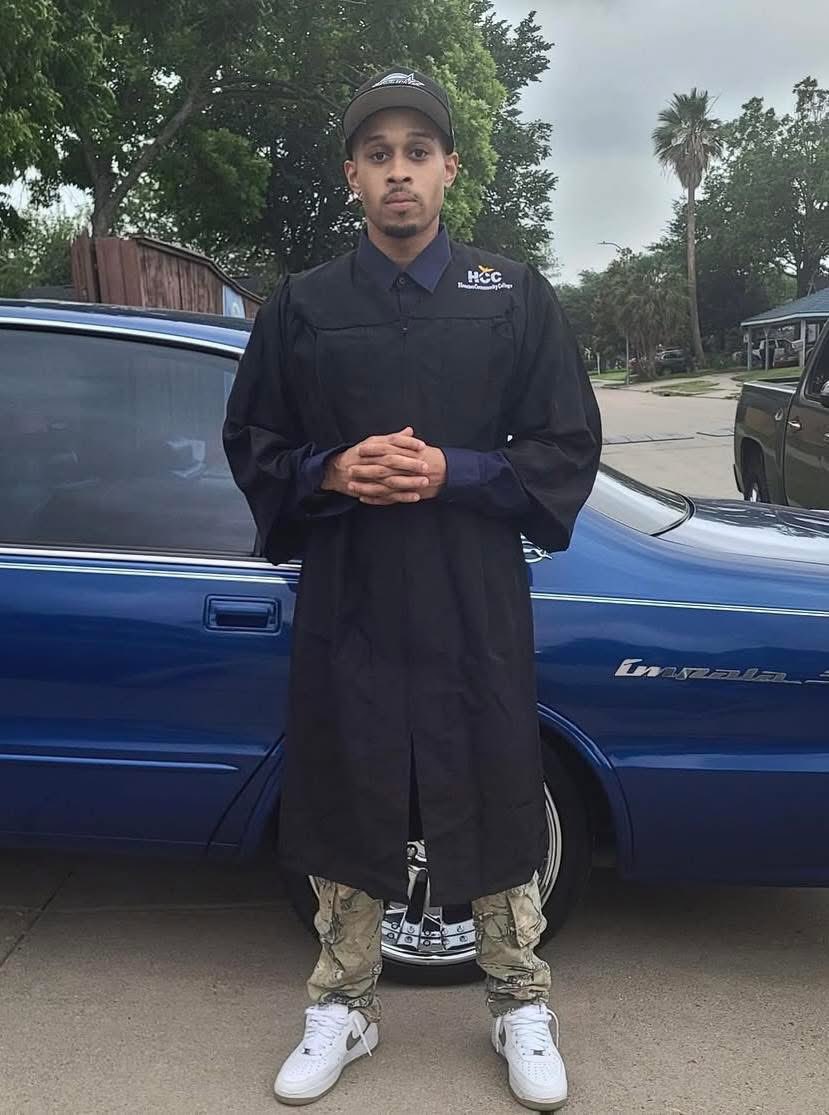 freakoutsideofx's tweet photo. Pimp C's Son, Chad Jr. Has Graduated From Houston Community College For Certified Structural Welding https://t.co/vMBeieexDQ