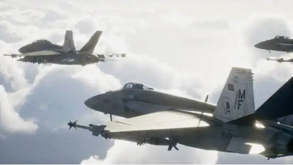 sofmap_ams's tweet photo. 【ゲーム🎮PS5】10月2日発売

『ACE COMBAT 8: WINGS OF THEVE』

｜空よ、教えてくれ｜

エスコンシリーズ最新作が登場！

▼ご予約はこちら▼
https://t.co/epK88GPyL2
#ACECOMBAT8 #WingsOfTheve https://t.co/mWtEhRrUBO