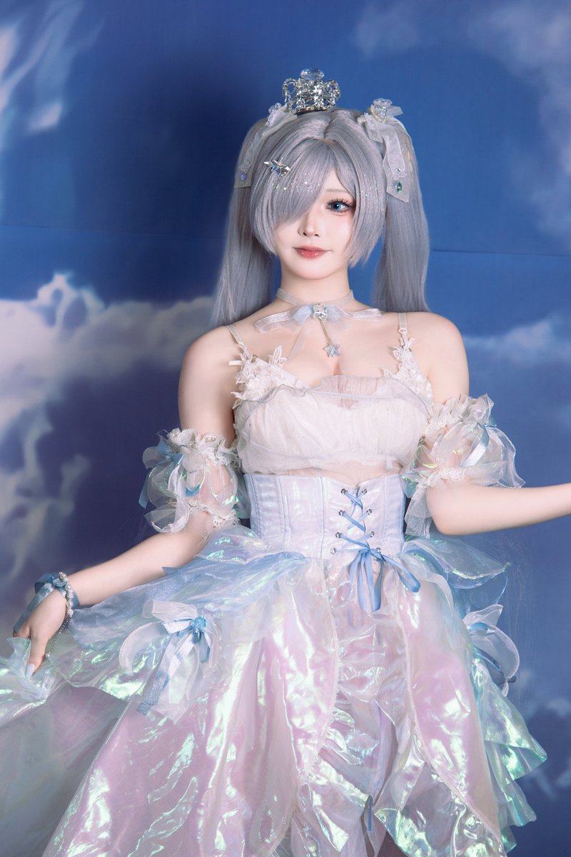 Hasdell98's tweet photo. #NIKKE #Cinderella #GlassPrincess   

cosplayer. @AMU_WAY https://t.co/pZV7Std7Ab