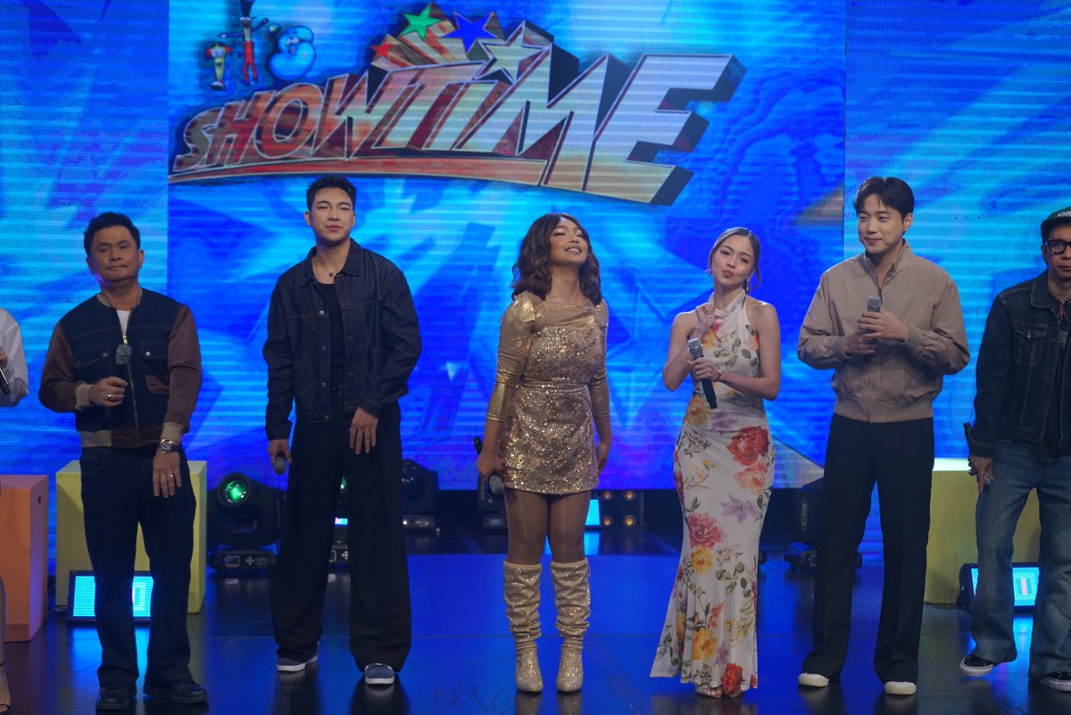 itsShowtimeNa's tweet photo. Kulitan wednesday tayo uli! 😆

#ShowtimeSharmaine
WATCH #ItsShowtime LIVE:
https://t.co/Gs3IAXU5tb https://t.co/gDmCQKWC9K