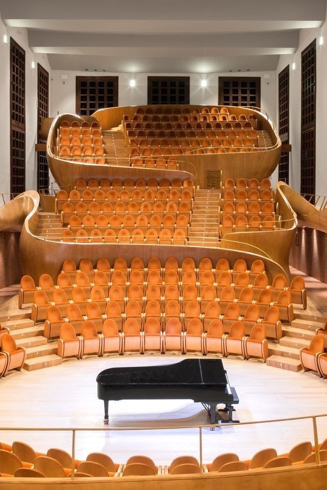 LeoDaVinciWave's tweet photo. The Auditorium Giovanni Arvedi in the Museo del Violino in Cremona, Italy. Designed by architects Giorgio Palù and Michele Bianchi with acoustics by Yasuhisa Toyota, https://t.co/M0DKoQ8QYU