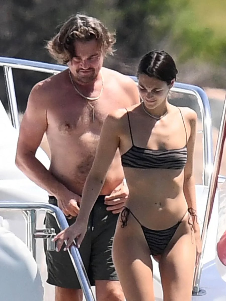 MMariyaan's tweet photo. Leonardo DiCaprio at yacht.....is she his daughter? https://t.co/A7EZGcYCUb