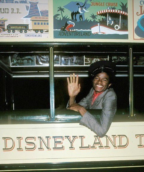 liberianchael tweet picture