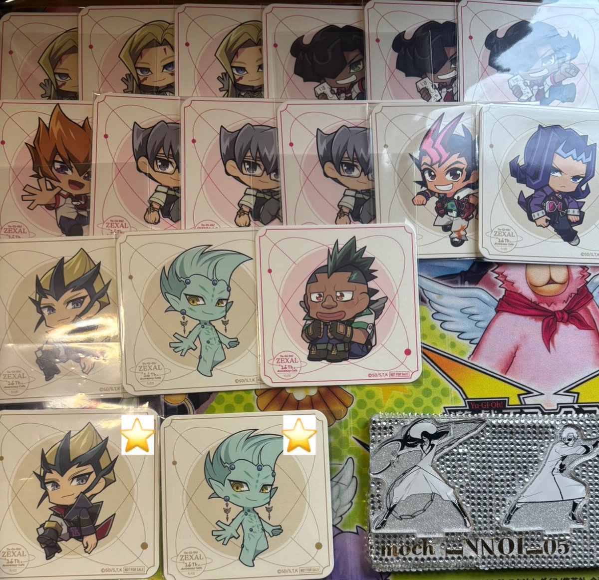mochi_NNOI_05's tweet photo. 【交換・譲渡】 遊戯王
遊☆戯☆王ＺＥＸＡＬ　ゼアル
コラボカフェ本舗BLANC

求: 同種Ⅳ >V>異種ⅣorV>定価＋送料

譲:画像参照

※コースターは1枚500円にて譲渡可
※異種交換はカフェのグッズ優先。
※譲渡のみはお時間いただきます。
※日程が合えば都内手渡しor郵送 https://t.co/Nx8bZIY5pD
