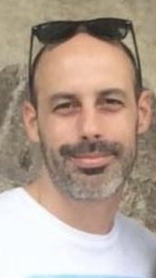 LesneJerome's tweet photo. Le 3 juin 2017 une série d'attaques #terroristes #islamistes avec l'utilisation d'un véhicule-bélier à proximité du pont de #Londres, puis par des attaques aux couteaux à #Borough #Market ont tué 8 personnes dont 3 français : #belanger #pigeard #thomas
Never forget 🖤🙏🏼🕊 https://t.co/qcnmcHiBG3