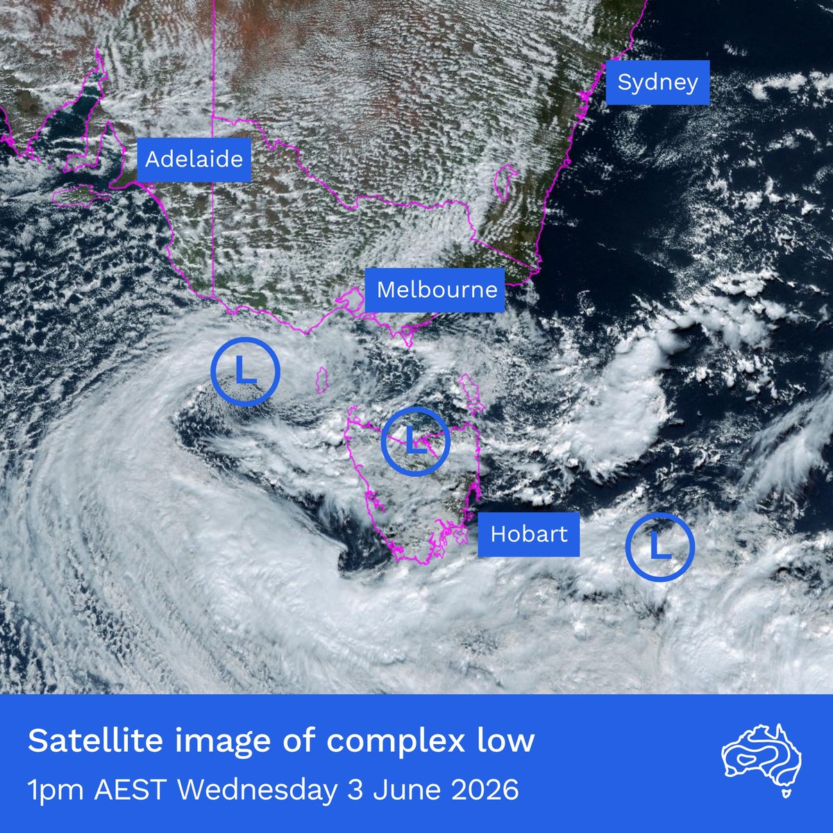 BOM_au's tweet photo. A complex low-pressure system over south-east Aus is producing a range of wintry weather conditions. What makes a complex low different to a regular low? A complex low has more than one centre of low pressure into which winds converge.
Latest: https://t.co/4W35o8iFmh https://t.co/e2S48e0fk9