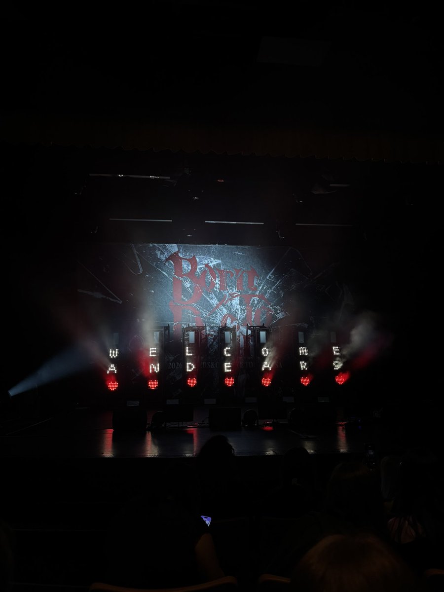 kyrellstwin's tweet photo. #thankyouampers for all the amazing moments this tour. you seven have taught me that its okay to push boundaries and trust yourself. ive met alot of amazing, fun people this tour and its incredibly bittersweet that its over 🤍.

#AMPERSANDONE #앰퍼샌드원 #AMPERS_BORNTODEFINE_TOUR https://t.co/P9URlw6GAM