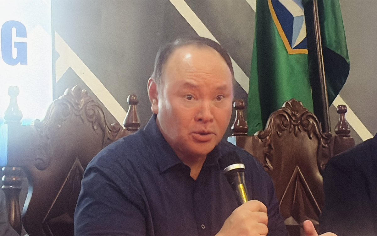 biancadava's tweet photo. Defense Secretary Gilberto Teodoro Jr. on Wednesday said the Senate’s lack of quorum has affected the ratification of the Philippines’ Status of Visiting Forces Agreements (SOVFA) with Canada and New Zealand, which are awaiting Senate concurrence.

“Nadepensahan na namin sa committee ang dalawang SOVFA na pending na lang concurrence by the Senate sa ratification ng presidente,” the secretary told reporters in Cagayan de Oro City. @ABSCBNNews